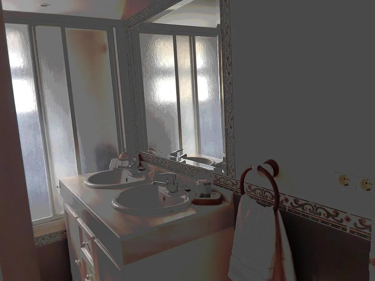 Holidays & Homes, Calahonda Royale Lirio, 300 M Playa Михас
