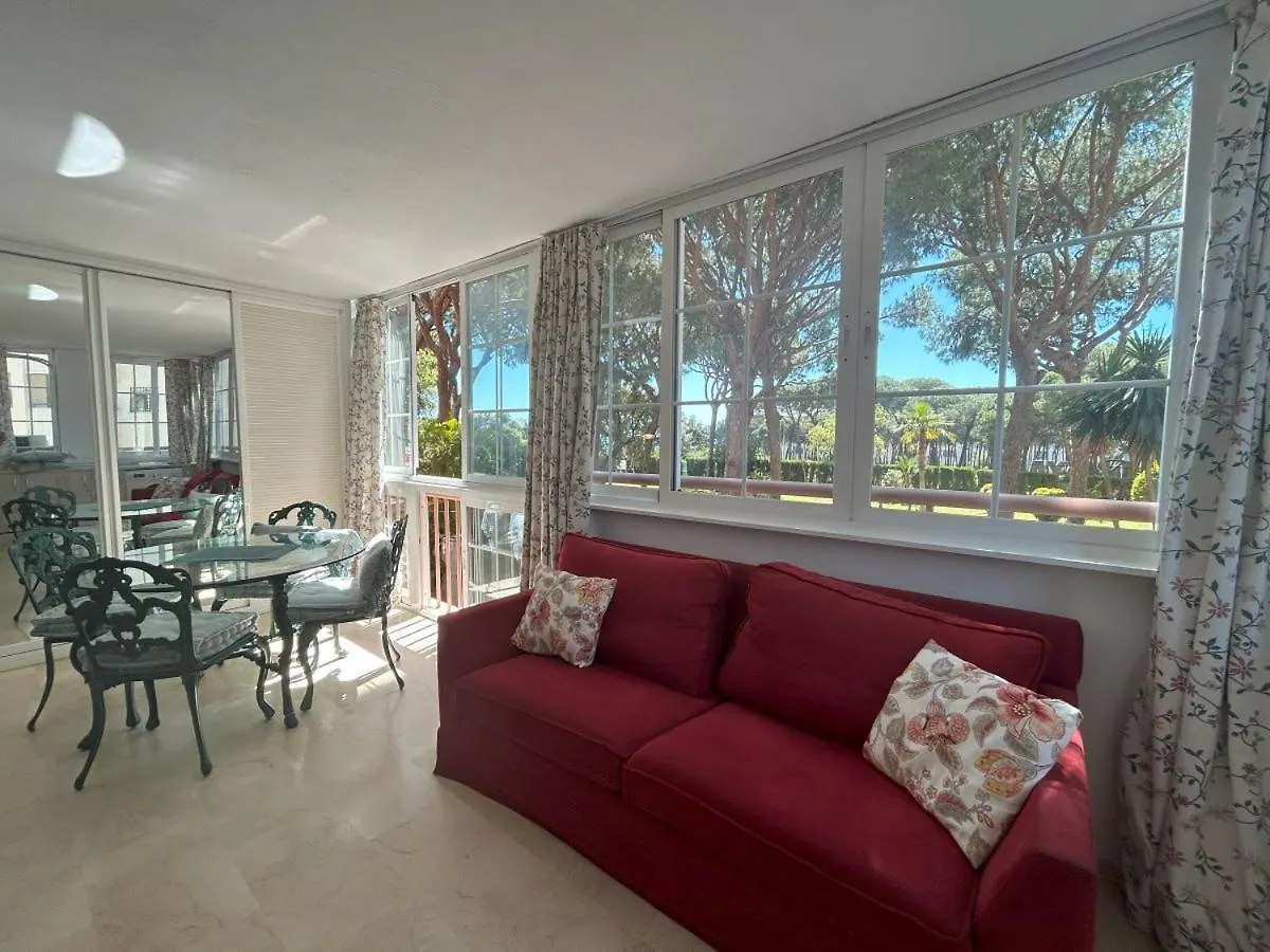 Holidays & Homes, Calahonda Royale Lirio, 300 M Playa Михас